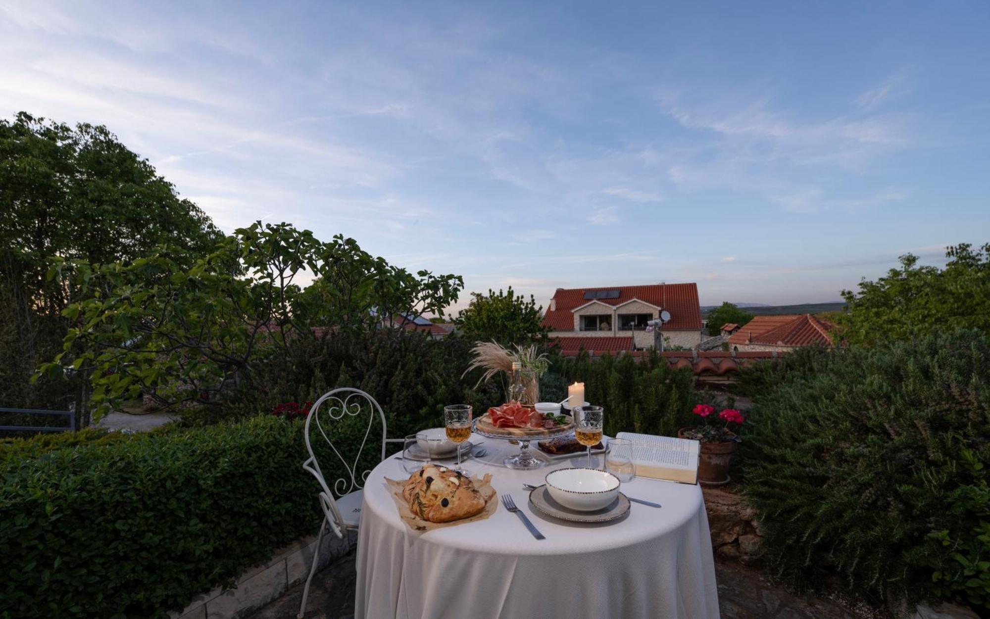 Kalpic Suites & Villa Lozovac Esterno foto