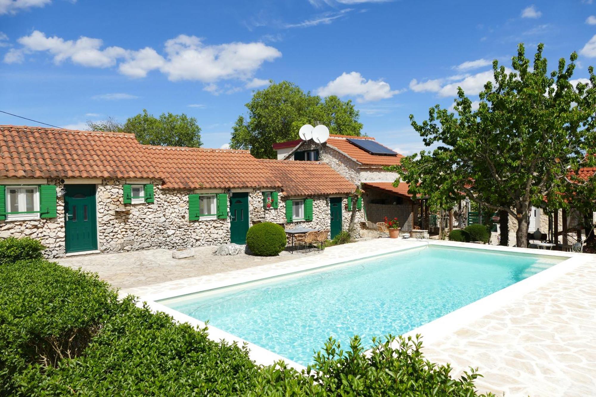 Kalpic Suites & Villa Lozovac Esterno foto