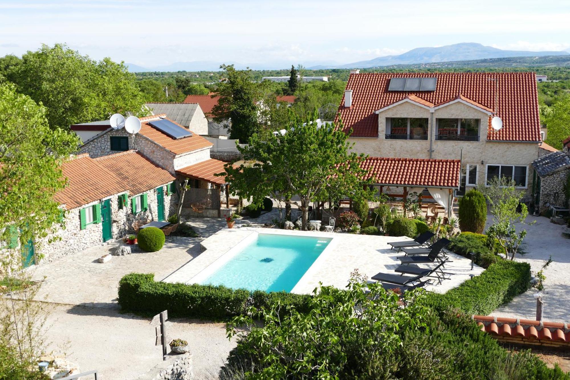 Kalpic Suites & Villa Lozovac Esterno foto